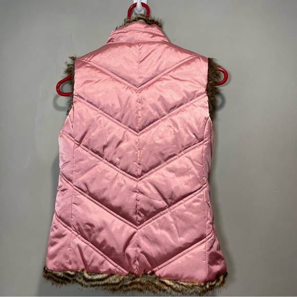 Girls Reversible Pink Faux Fur Vest-XL (12) - Picture 8 of 11